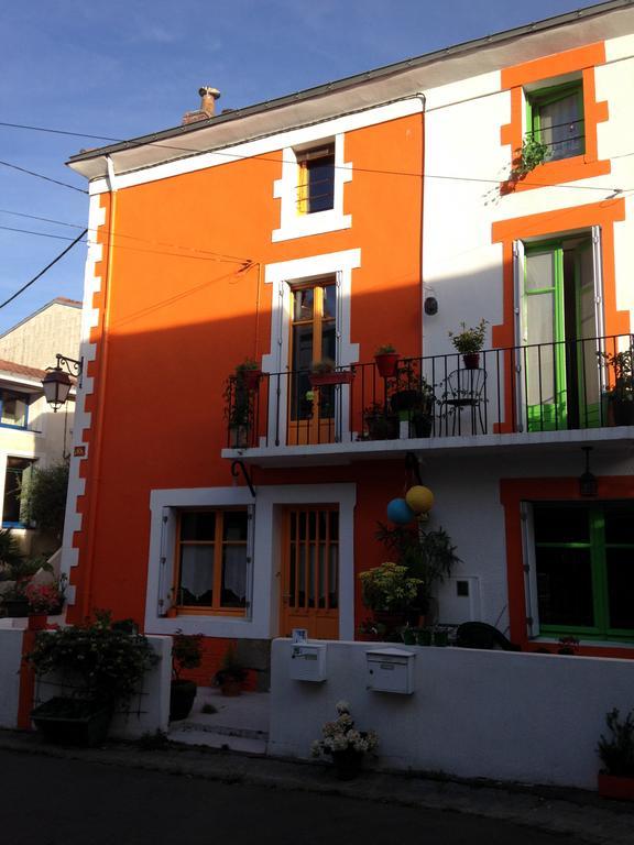 La Maison Bleue Trentemoult Reze Exterior photo